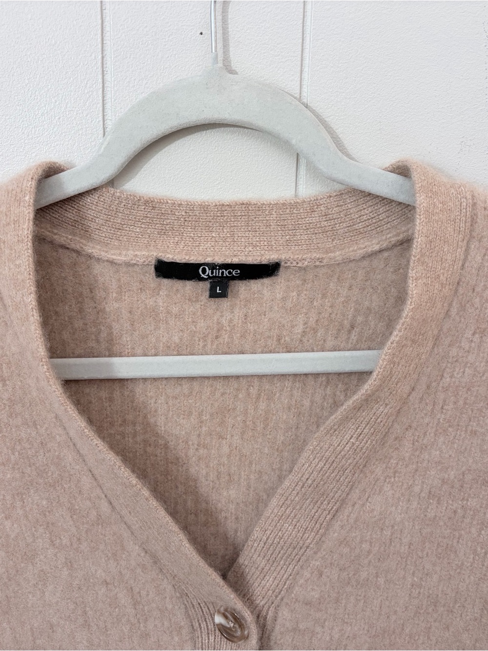 Quince 100% Cashmere Button Down Cardigan Beige Plush Large - Picture 2 of 6